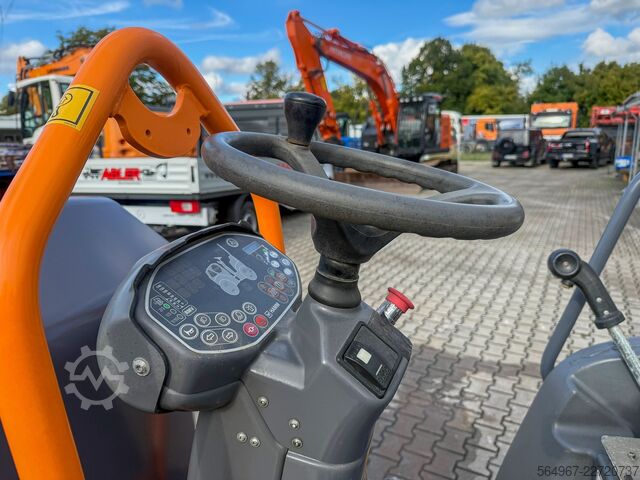 Kombiwalze hamm HD12 i VT 24 kW Kantenschneiderad