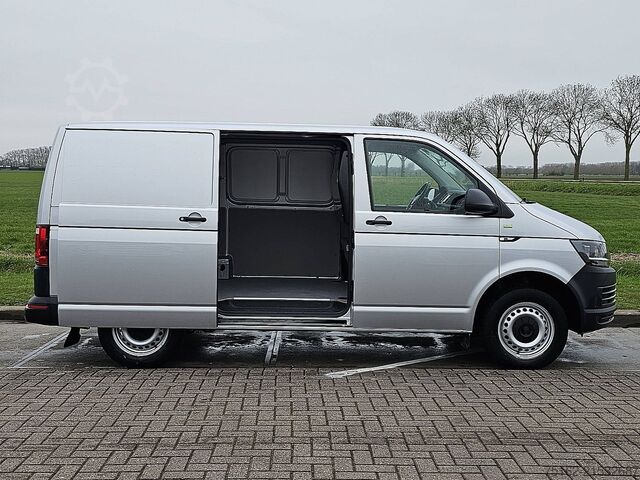 High-roof van VW TRANSPORTER 2.0 TDI ac automaat EURO6