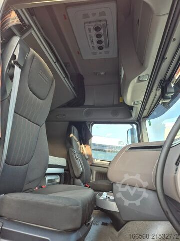 Standard-Traktor DAF XF 530 FT SUPER SPACE CAB ZF INTARDER