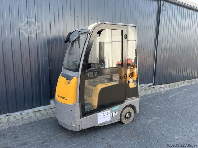 Schlepper Jungheinrich EZS570