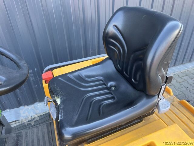 Schlepper Jungheinrich EZS570
