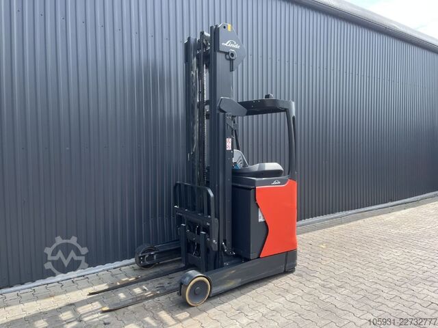 Schubmaststapler Linde R14