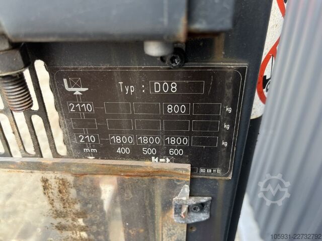 Deichselstapler Linde D08