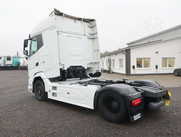 Standard tractor unit DAF XG 530 FT 4x2 Standklima Intarder LED Navi