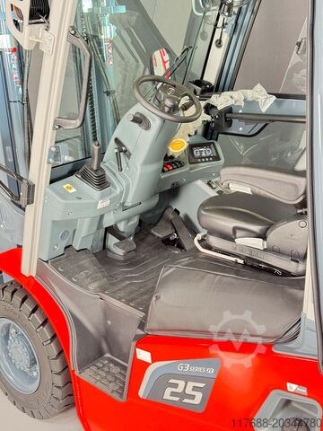 Diesel-Frontstapler Heli CPCD25 - Garantie 2 Jahre - KUBOTA Motor