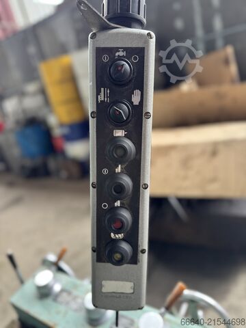 Vertikale Schlitzmaschine STANKO 7403