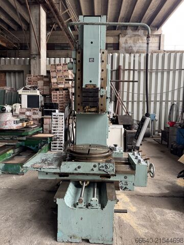 Vertikale Schlitzmaschine STANKO 7403