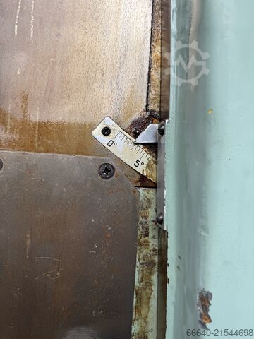 Vertikale Schlitzmaschine STANKO 7403