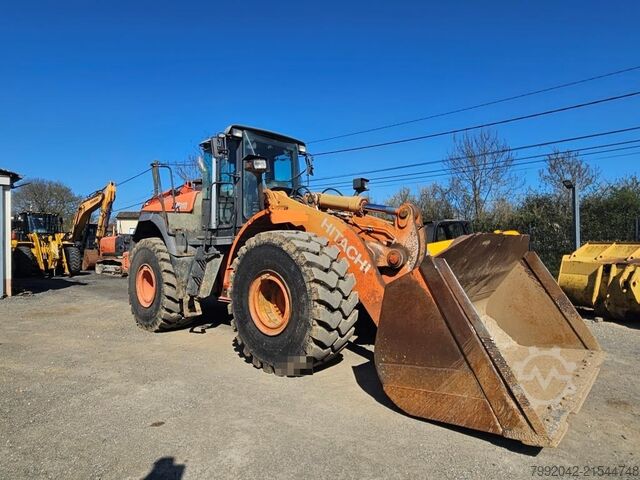 Radlader Hitachi ZW 310