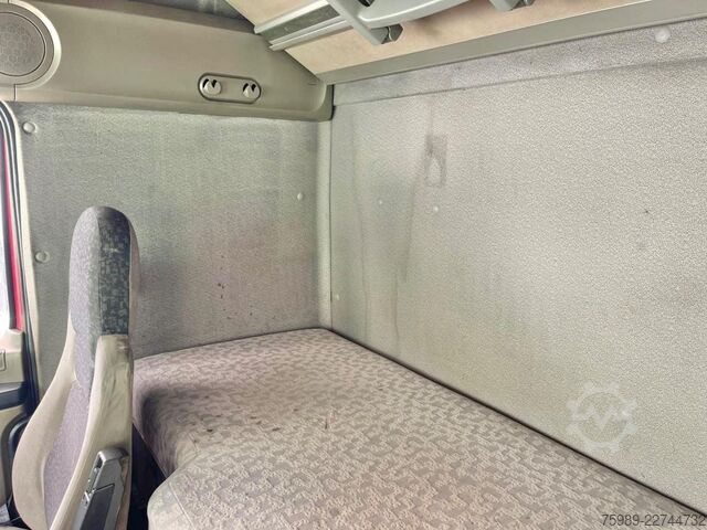Standard-SZM DAF XF 105.460 965848 km  2X FUEL TANK, FRIGO