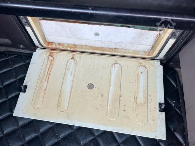 Standard-SZM Renault Magnum 460 MANUAL bak, 2X FUEL TANK, EURO 5