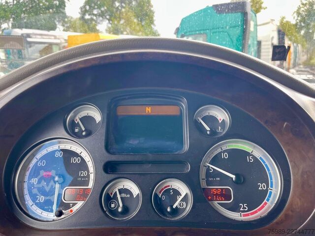Standard-SZM DAF XF 105.460 Euro5   2 tanks Parking Airco,  Frig...
