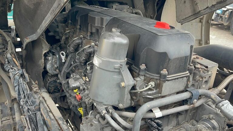 Standard-SZM DAF XF 105.460 Euro5   2 tanks Parking Airco,  Frig...