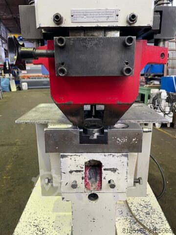 Lochstanze MUBEA HP 1000/760