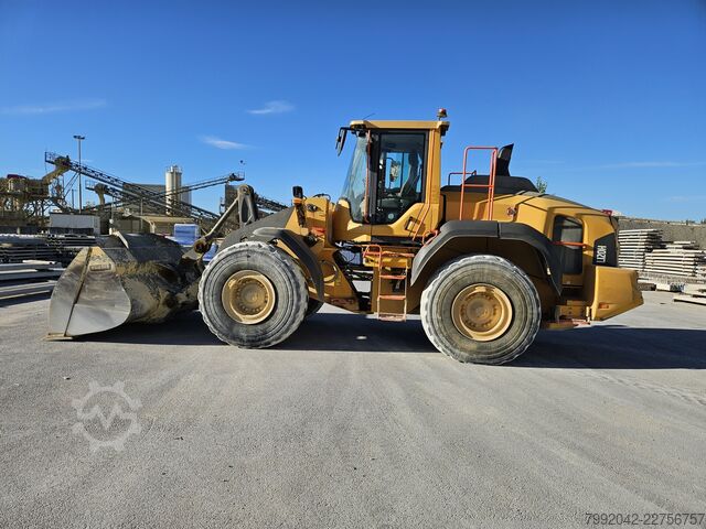 Wheel loader VOLVO L 120 H