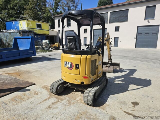 Mini excavator CATERPILLAR 301.7 CR