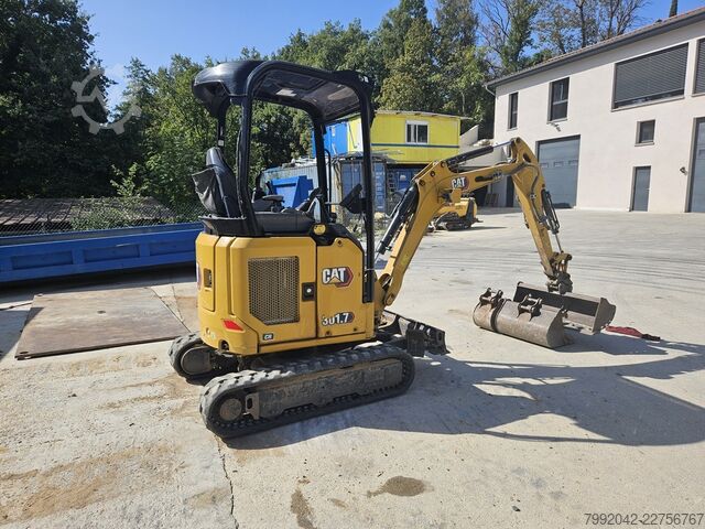 Mini excavator CATERPILLAR 301.7 CR