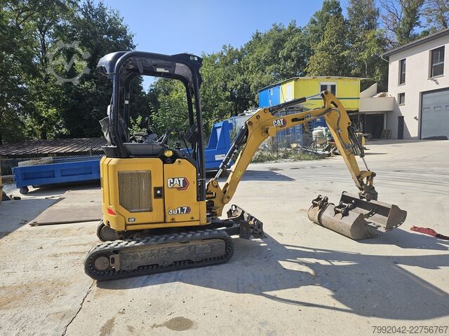 Mini excavator CATERPILLAR 301.7 CR