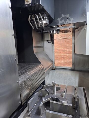 Vertical machining center DOOSAN VC 510