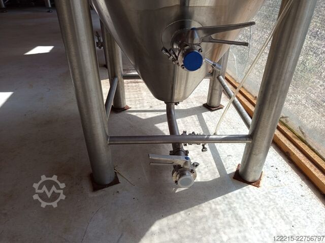Shandong Tiantai 2x 1000 L, 1x 7 BBL (820 L) Gär- und Lagerkeller (2019) Shandong Tiantai Gär- und Lagerkeller