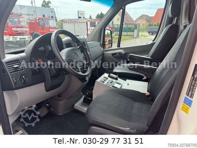 Fire truck MERCEDES-BENZ Sprinter 516 CDI RTW WAS Koffer Fahrtrage+Sessel
