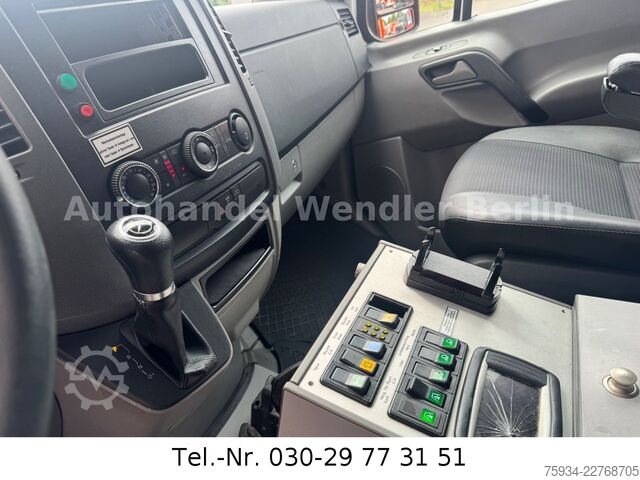 Fire truck MERCEDES-BENZ Sprinter 516 CDI RTW WAS Koffer Fahrtrage+Sessel
