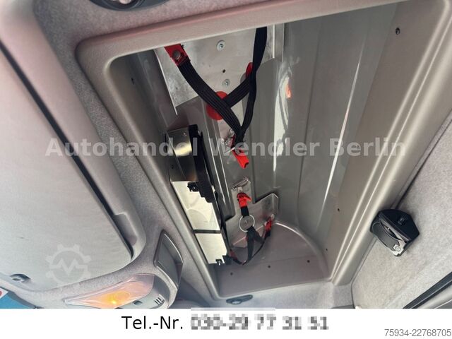 Fire truck MERCEDES-BENZ Sprinter 516 CDI RTW WAS Koffer Fahrtrage+Sessel