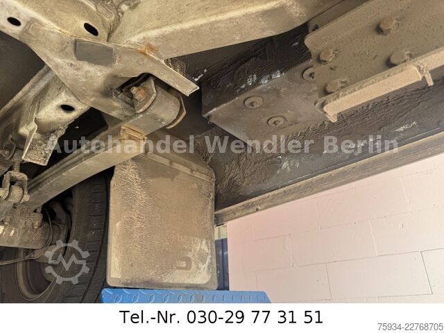 Fire truck MERCEDES-BENZ Sprinter 516 CDI RTW WAS Koffer Fahrtrage+Sessel