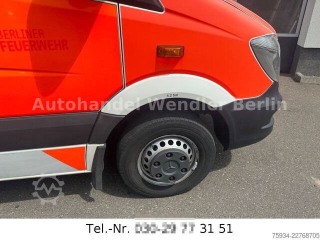 Fire truck MERCEDES-BENZ Sprinter 516 CDI RTW WAS Koffer Fahrtrage+Sessel