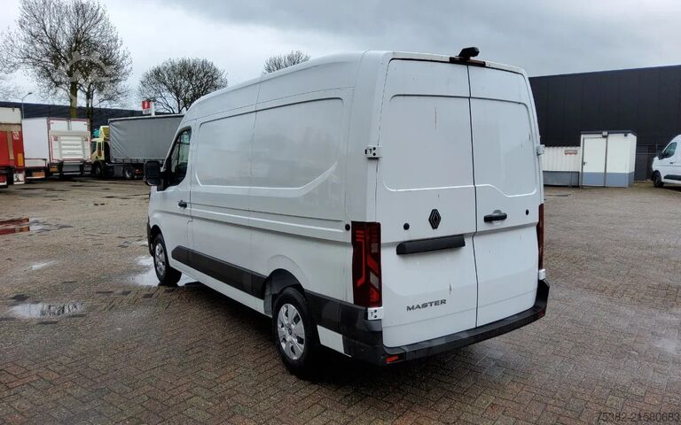 Kastenwagen Renault Master 150.35 EURO 6 L2H2 GESLOTEN - BPM VRIJ