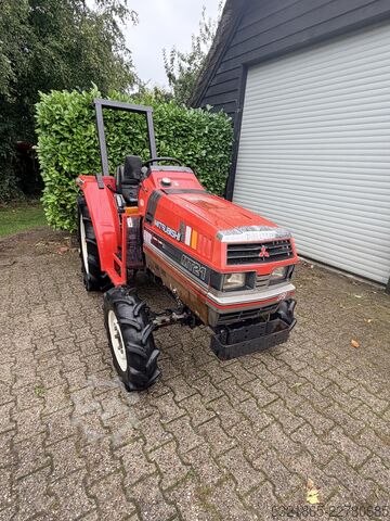Kompakttraktor Mitsubishi Mt 21
