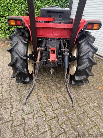 Kompakttraktor Mitsubishi Mt 21
