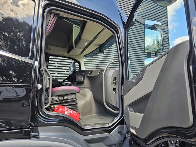 Standard-SZM Volvo FM 440 / 4x2 / NL TRUCK / FULL AIR