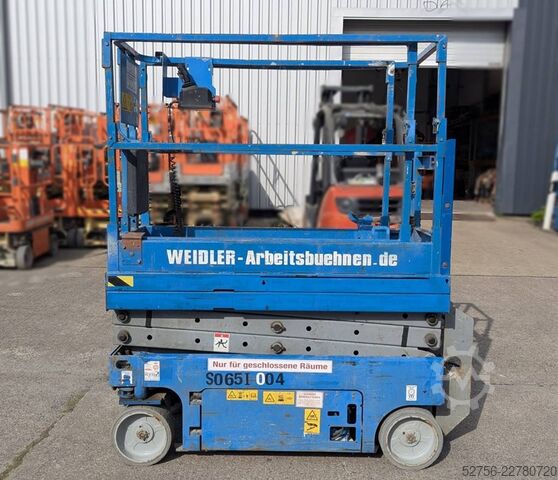 Scherenhebebühne Genie GS1530
