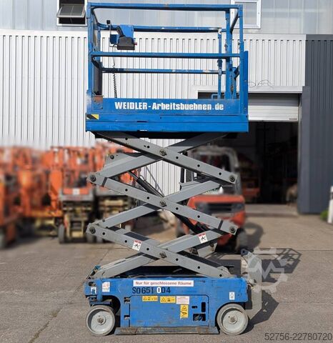 Scherenhebebühne Genie GS1530