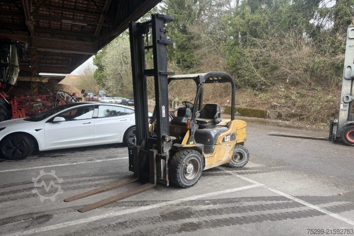 Gabelstapler  DP 30 N / Swiss-Vehicle