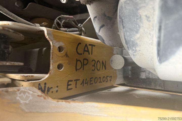 Gabelstapler  DP 30 N / Swiss-Vehicle