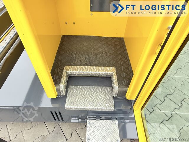 Vierwegestapler Combilift C3000STE TRIPLEX WIDE POSITIONER CABIN