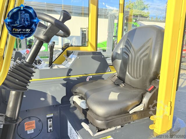 4-way forklift Combilift CB3000 GAS TRIPLEX 4900 CABIN POSITIONER