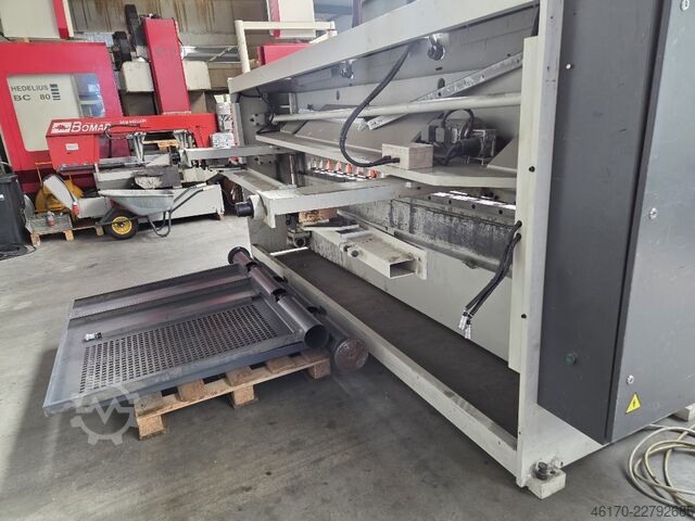 Hydraulic guillotine shear LVD CS 31/6