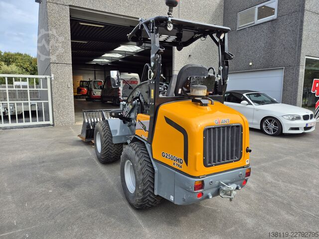 Radlader Giant G2500 X-TRA HD