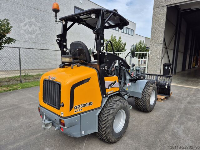 Radlader Giant G2500 X-TRA HD
