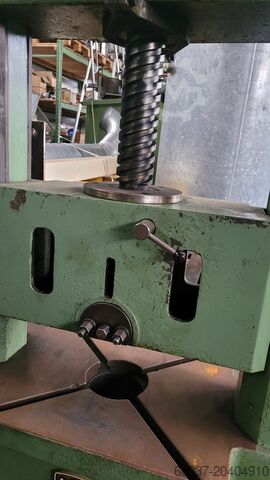 Manual spindle press VEB Pressenwerk Morgenröthe PSGZ 25