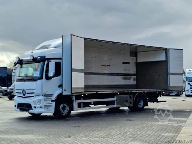 Suitcase Mercedes-Benz Actros 1833 4x2 - Bussbygg box sidedoors - Load...
