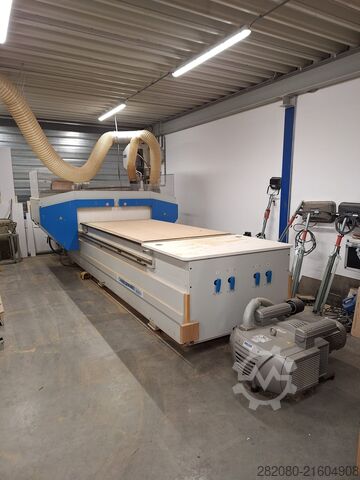Bearbeitungszentrum mit Durchlauf Masterwood 12.25
