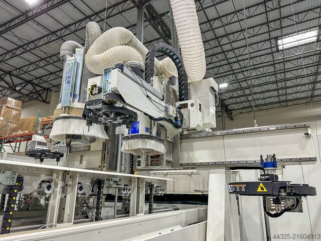 5-Achs-Bearbeitungszentrum SCM ROUTECH FPR