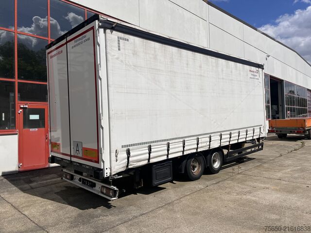 Open trailer with tarp Möslein TPW 105 D Schwebheim  Tandemplanenanhänger durchladbar