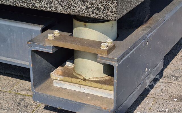 Granite measuring/control /marking plate Vibration-isolated 200x145x40cm