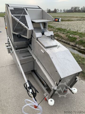 Verpakungsmaschine fur Hühner Moba Netherlands M16