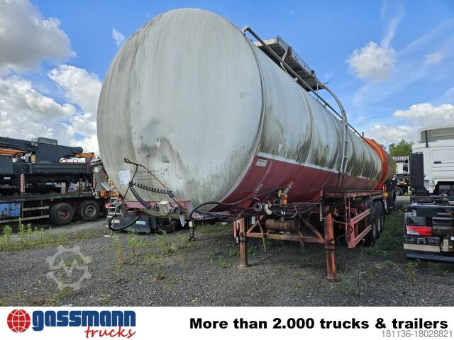 Tanker semitrailer Schmitz Stahltank